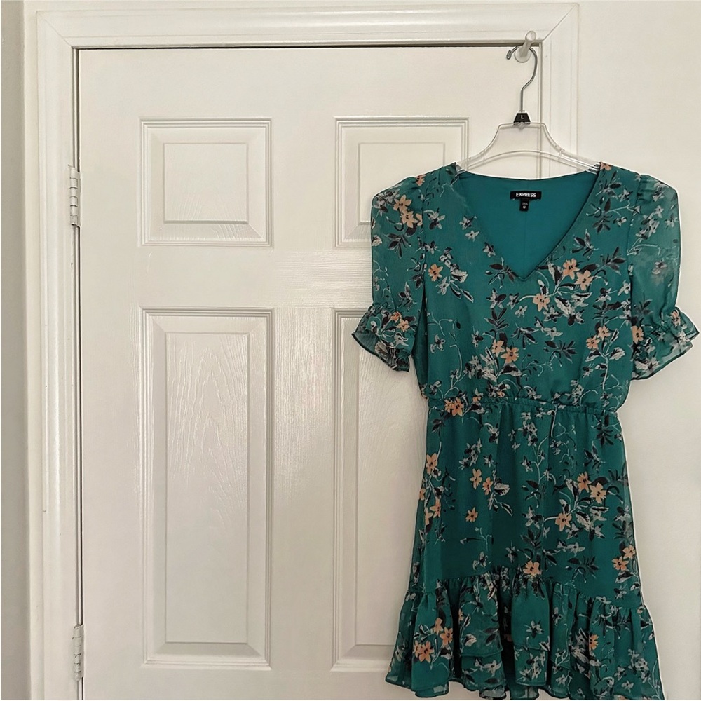 GREAT CONDITION- Express XS Dress